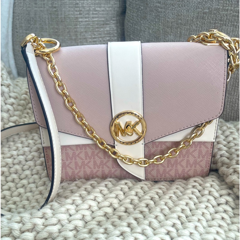 ❌SOLD❌Michael Kors Greenwich